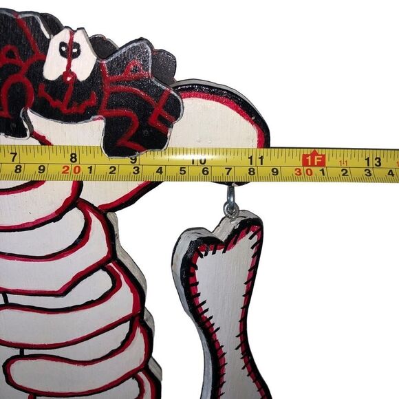 HALLOWEEN HANGING WOODEN PAINTED SKELETON WITH SPIDERS - Picture 16 of 16